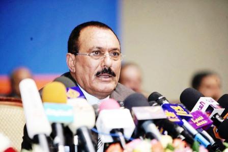 رئيس الجمهورية مخاطبا أعضاء المؤتمر في الجلسة الختامية أمس